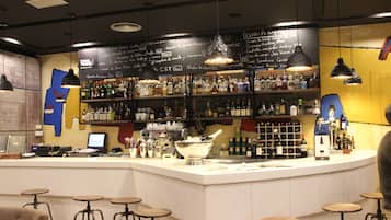 Bar (en el alojamiento)