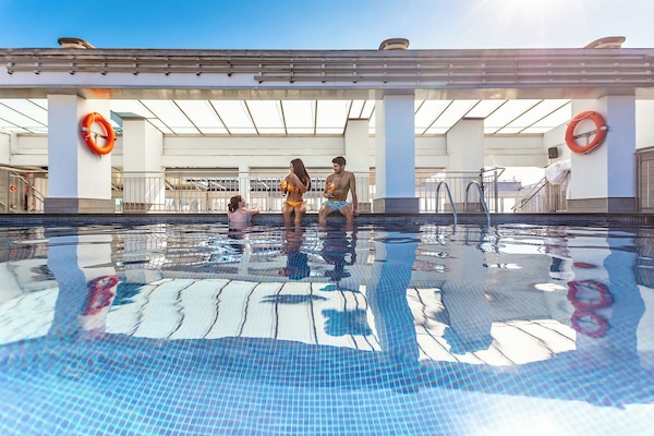 Indoor pool, outdoor pool, sun loungers