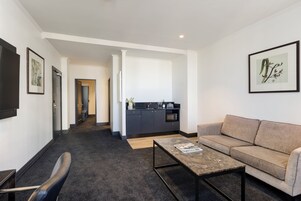 1 Bedroom Executive King Suite | Living area | 42-inch LED TV with digital channels, TV