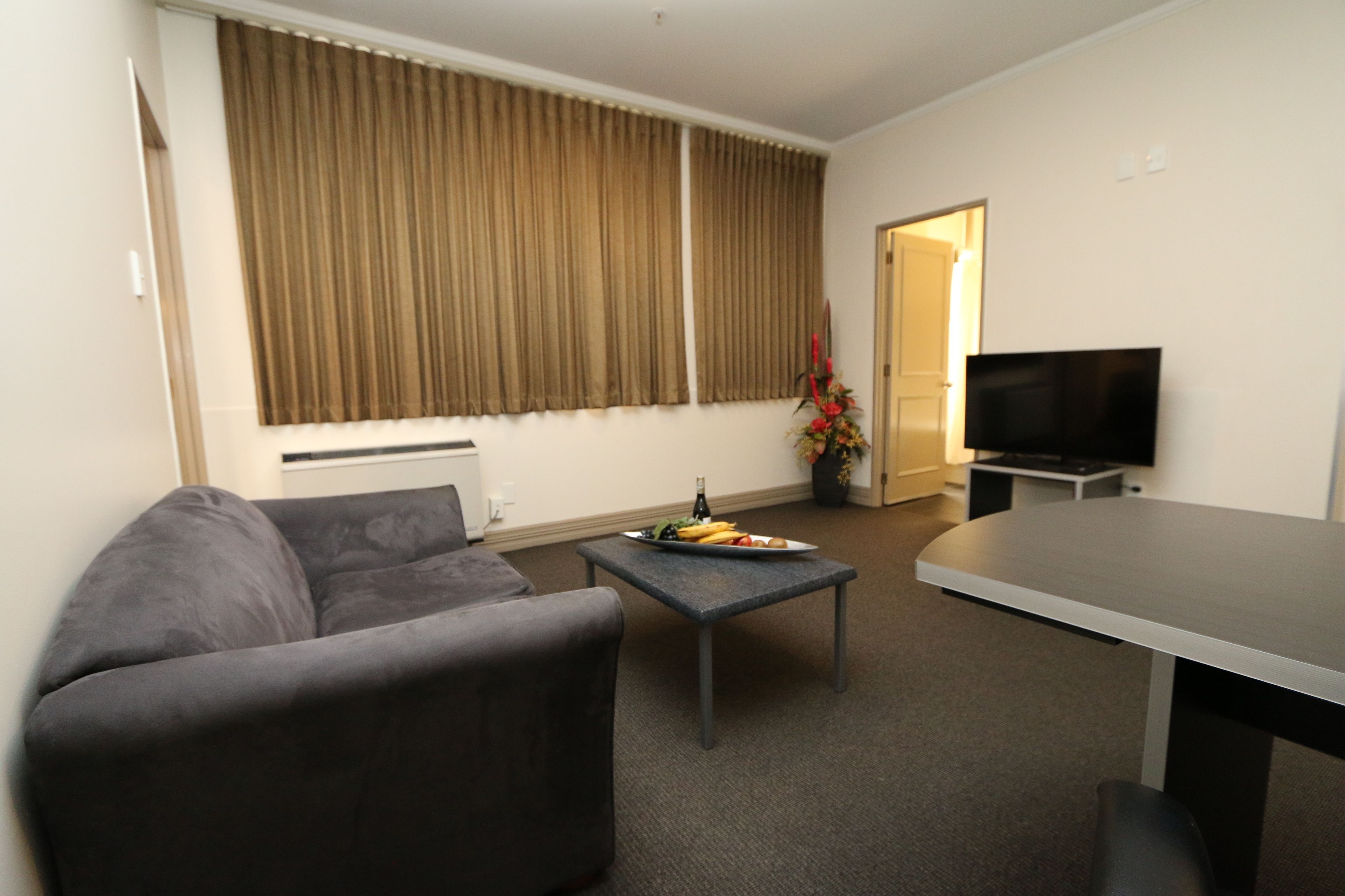 suite, 1 bedroom | living area | 42-inch led tv with digital channels, tv