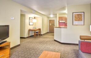 Suite, 2 Bedrooms, Non Smoking | Living room
