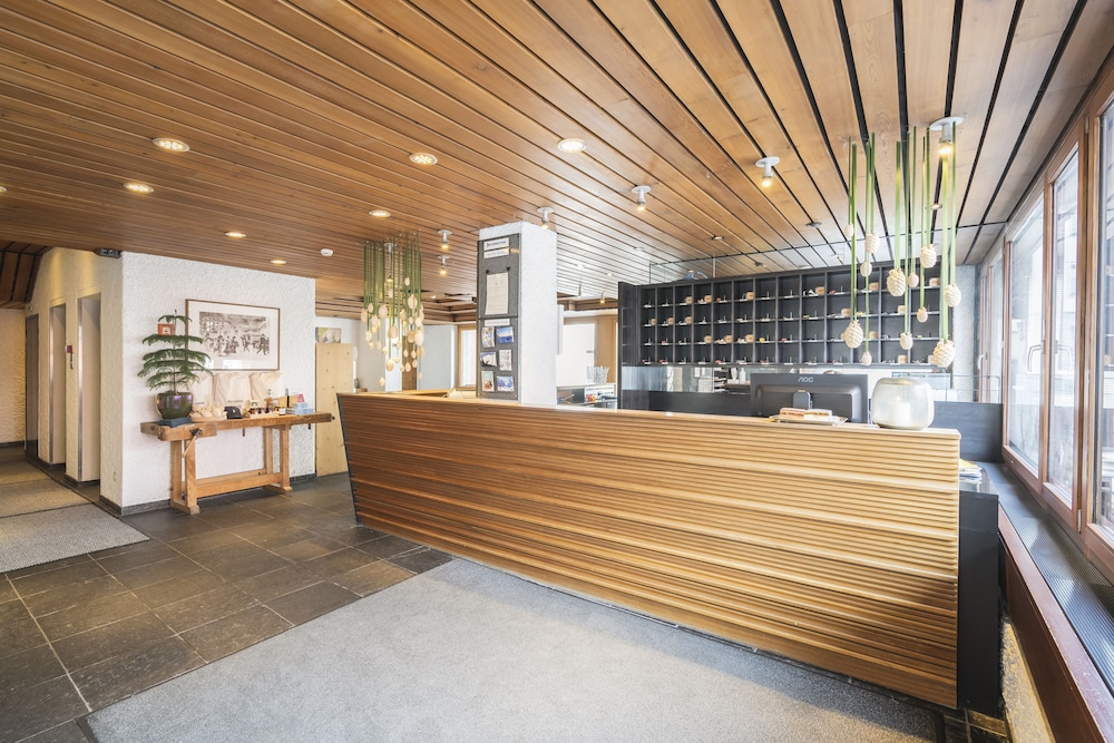 Hauser Hotel St. Moritz by null