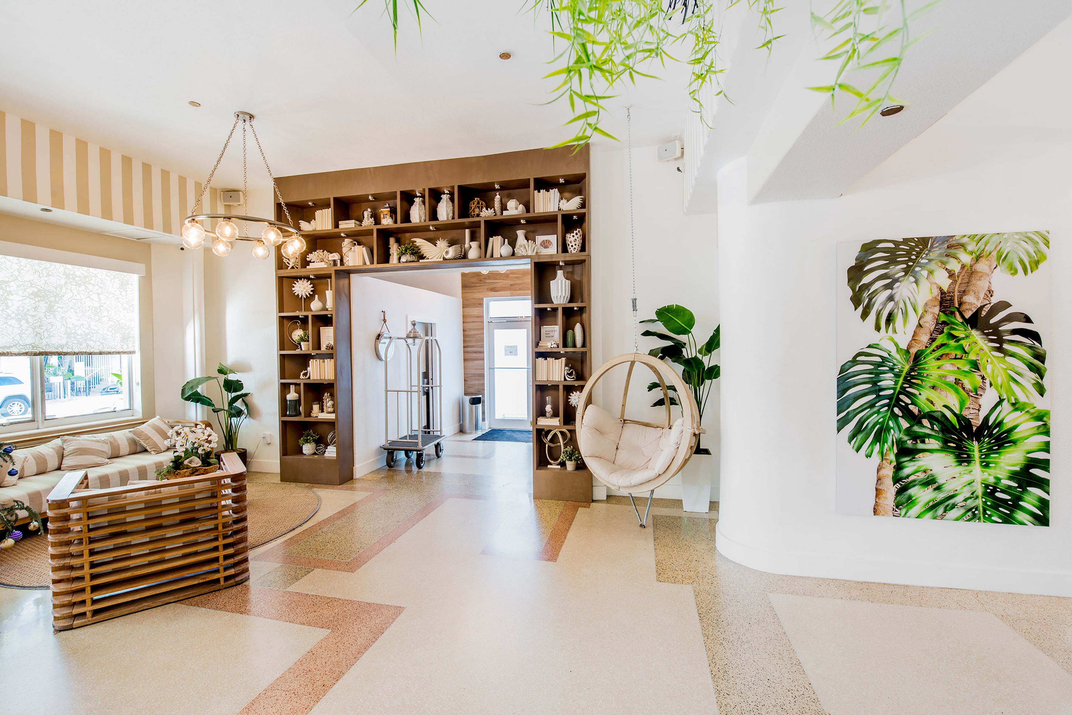 Photo - President Hotel