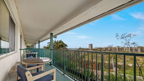 Terrace/patio - Motel 6 Oceanside, CA Marina / Camp Pendleton (Oceanside)