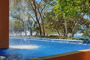 3 outdoor pools