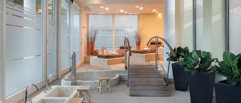 Sauna, bain à remous, hammam, soins corporels