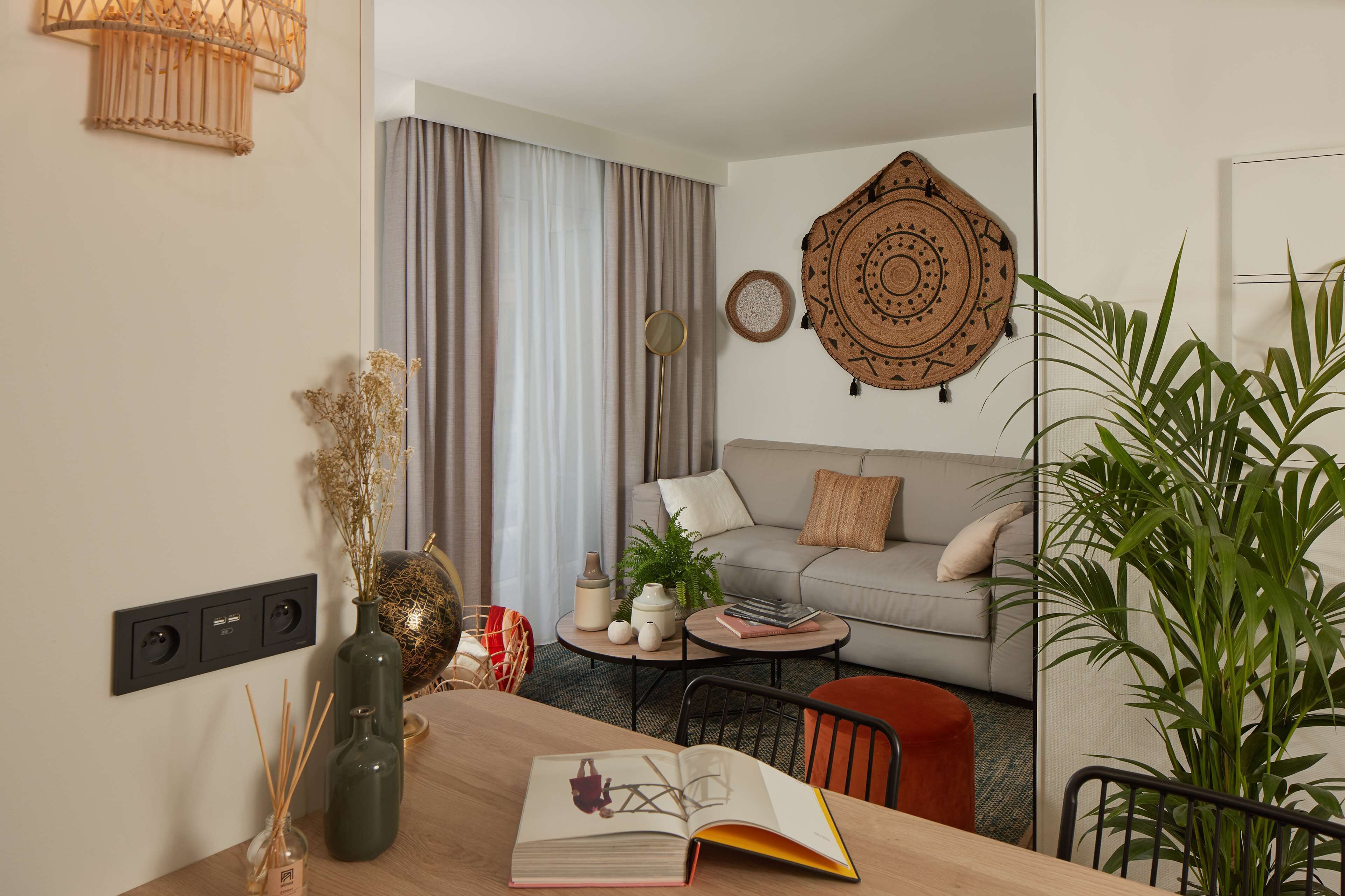 Luxe beddengoed, een kluis op de kamer, geluiddichte muren