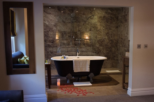 Master Double Room | Premium bedding, pillowtop beds, in-room safe, individually decorated