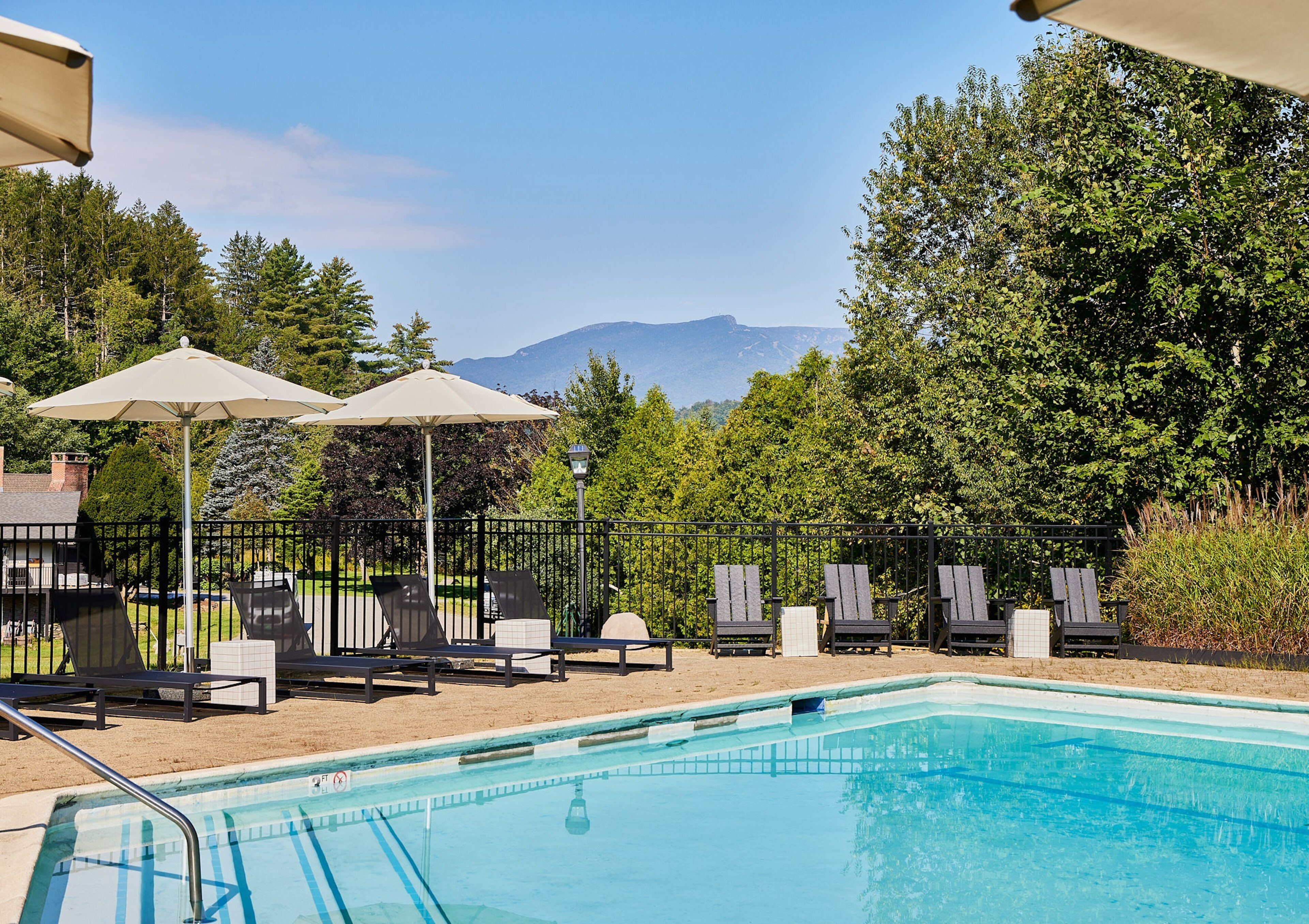 Photo - Bluebird Cady Hill Lodge