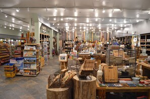 Gift shop