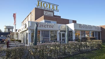 Petit déjeuner, déjeuner et dîner servis sur place, plats Cuisine belge
