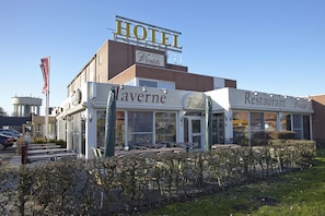 Petit déjeuner, déjeuner et dîner servis sur place, plats Cuisine belge