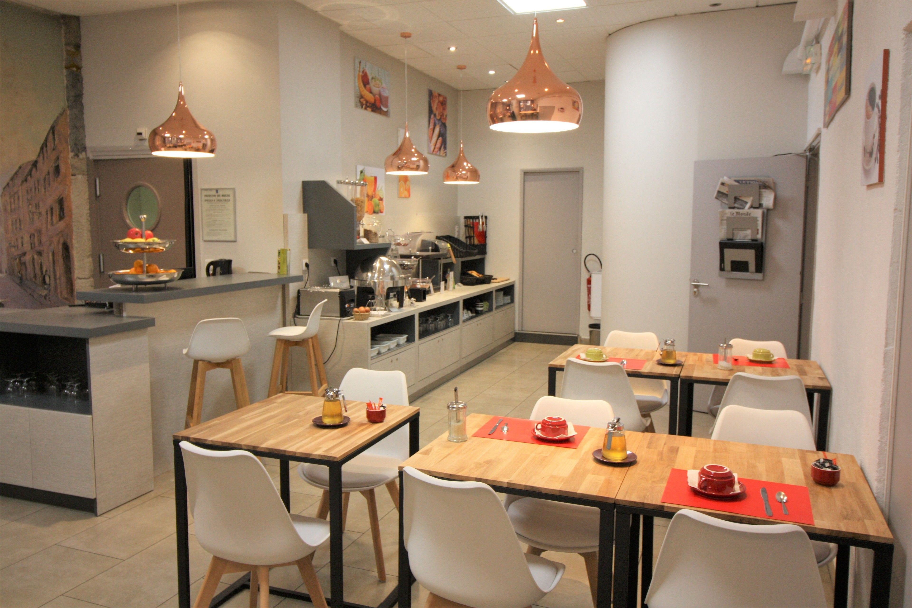 Daily buffet breakfast (EUR 14.5 per person)