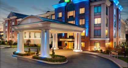 Holiday Inn Express Hotel & Suites Warwick-Providence (Arpt) by IHG