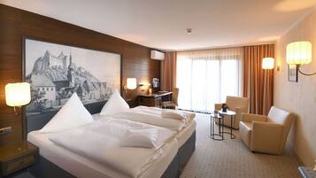 Comfort-Doppelzimmer (Hofgartenhaus) | 1 Schlafzimmer, Allergikerbettwaren, Minibar, Schreibtisch