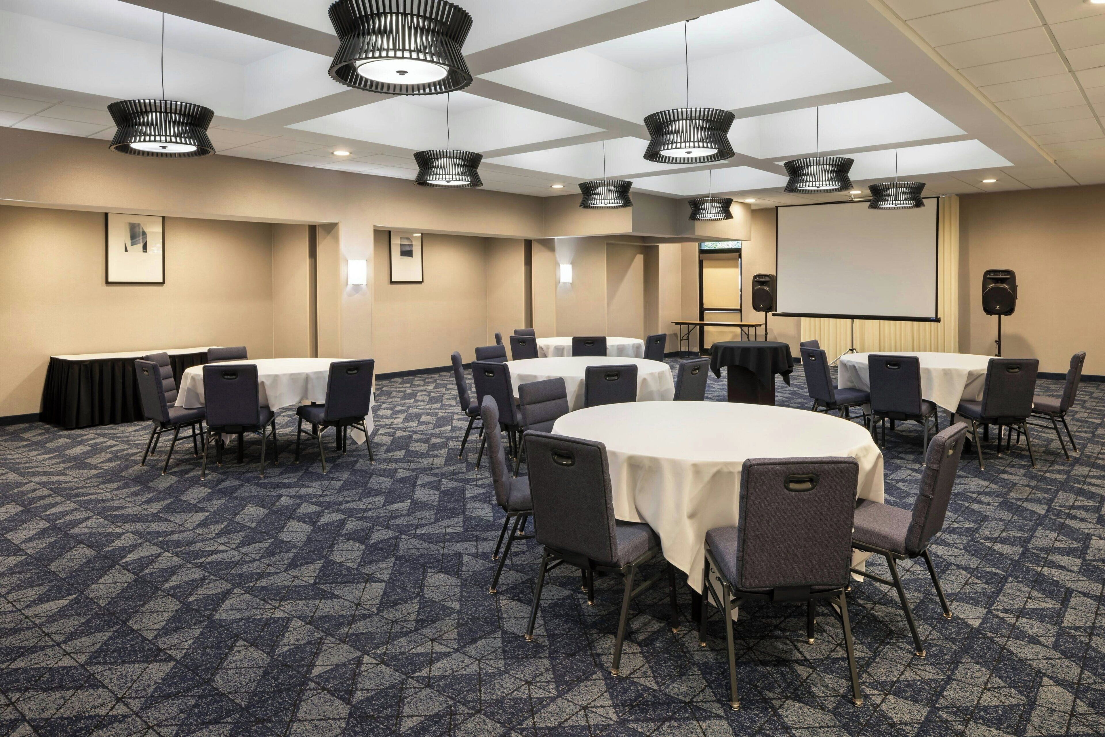 Photo - Courtyard by Marriott Sacramento Midtown