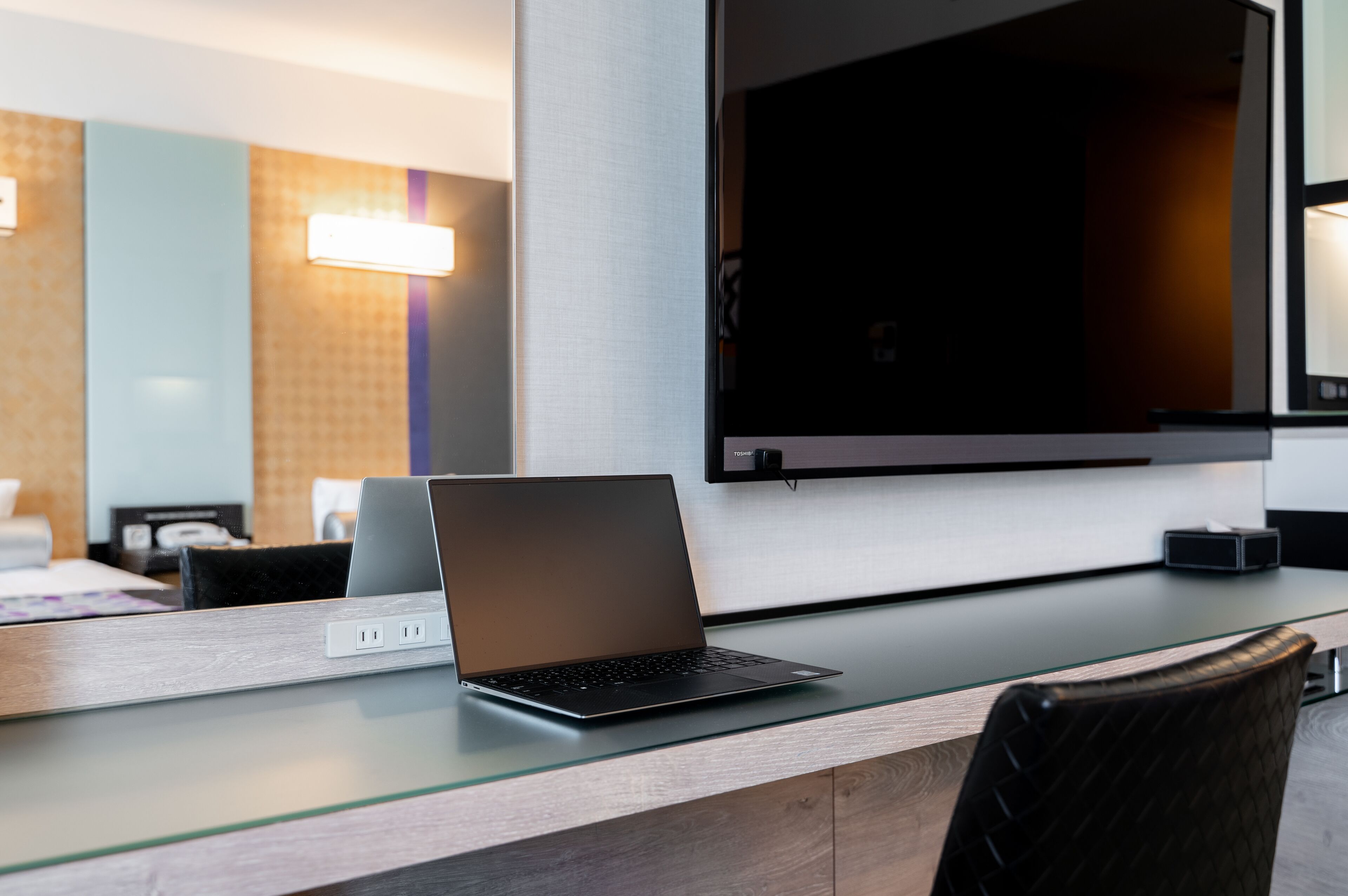 1 bedroom, premium bedding, down duvets, desk