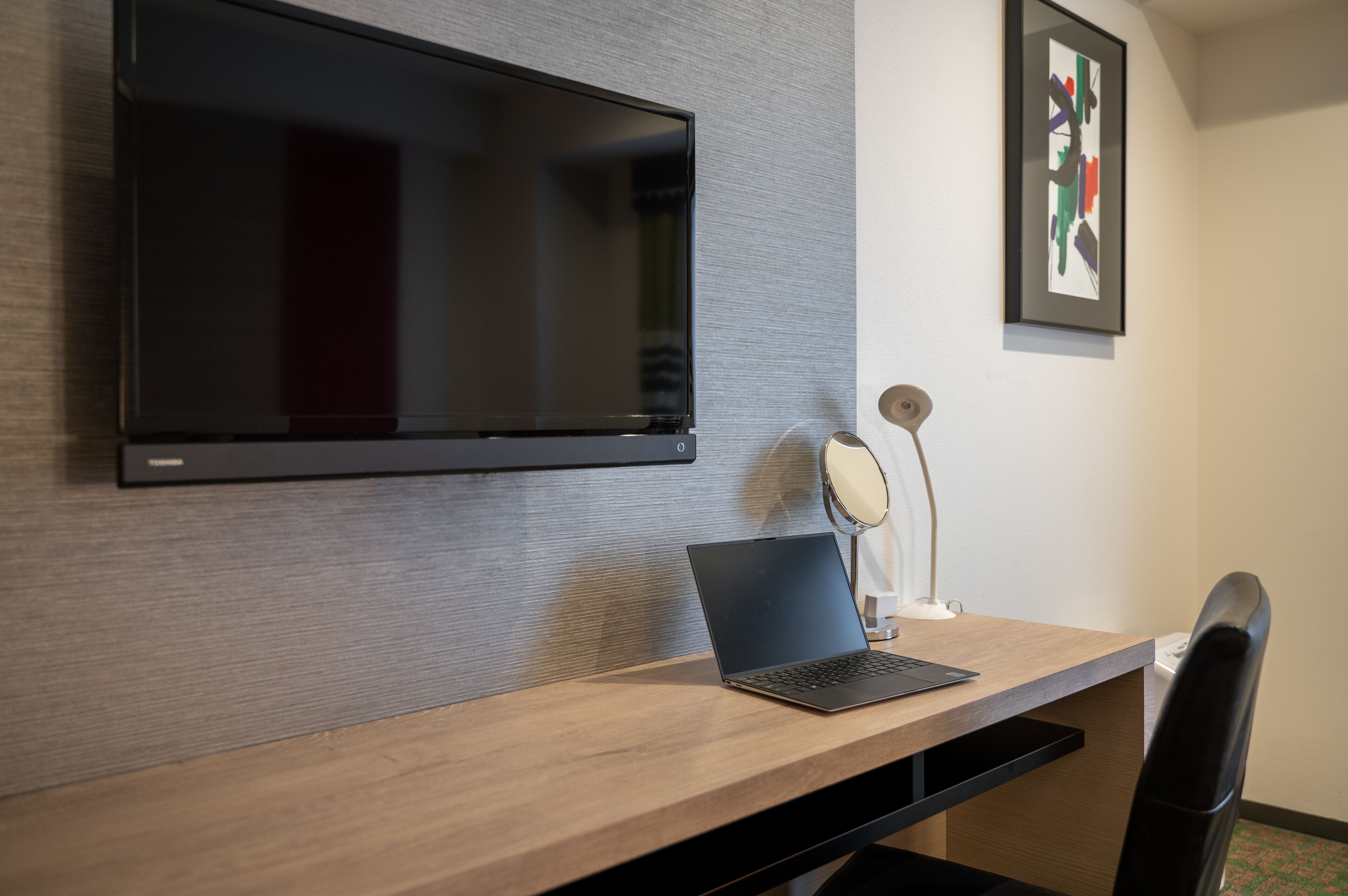 1 bedroom, premium bedding, down duvets, desk