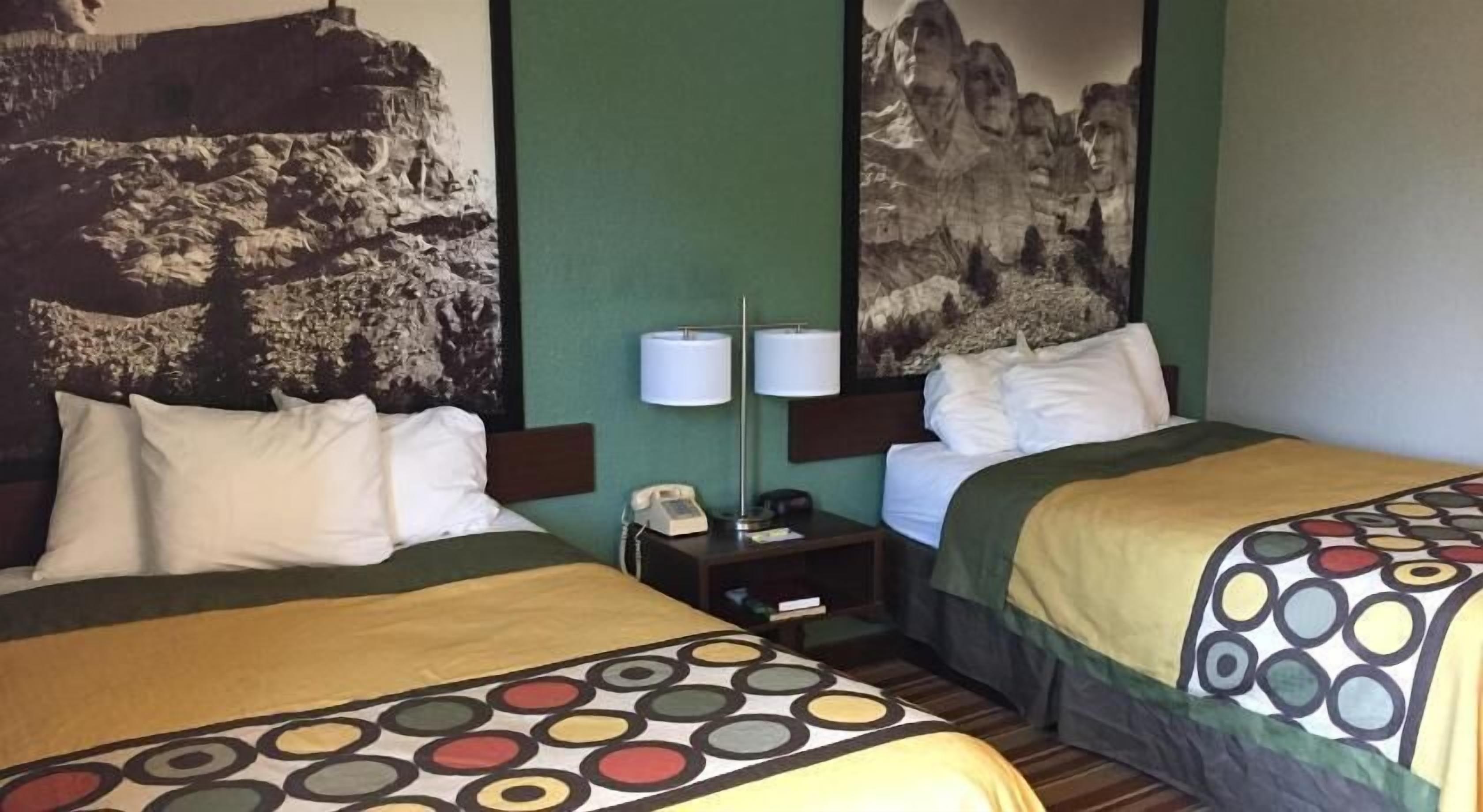 Desk, free cribs/infant beds, free rollaway beds, free WiFi