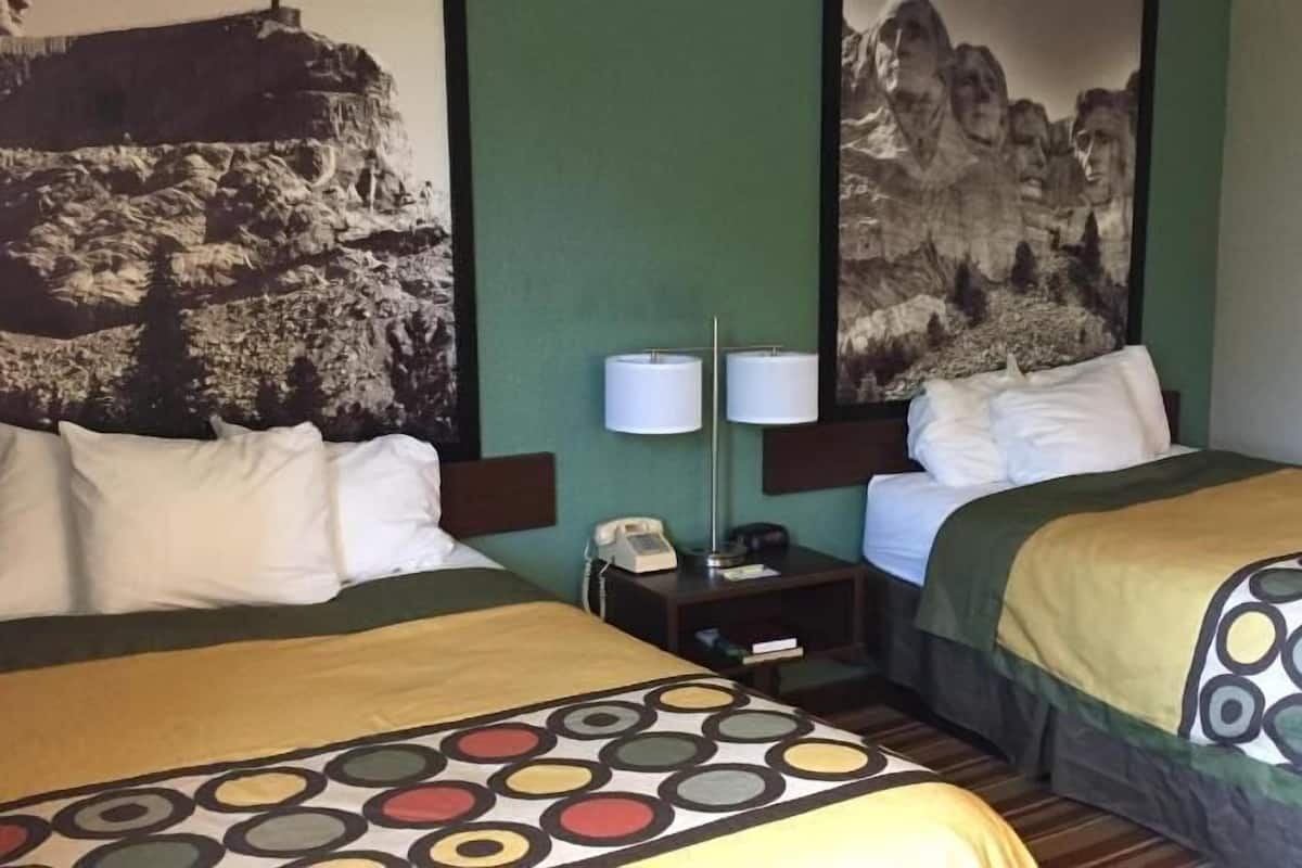 Desk, free cribs/infant beds, free rollaway beds, free WiFi