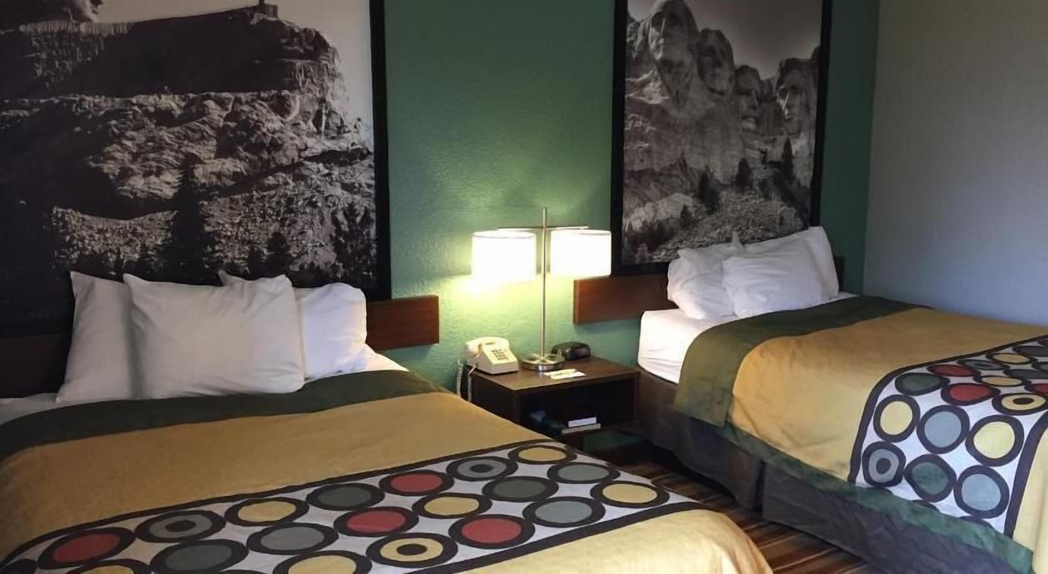 Desk, free cribs/infant beds, free rollaway beds, free WiFi