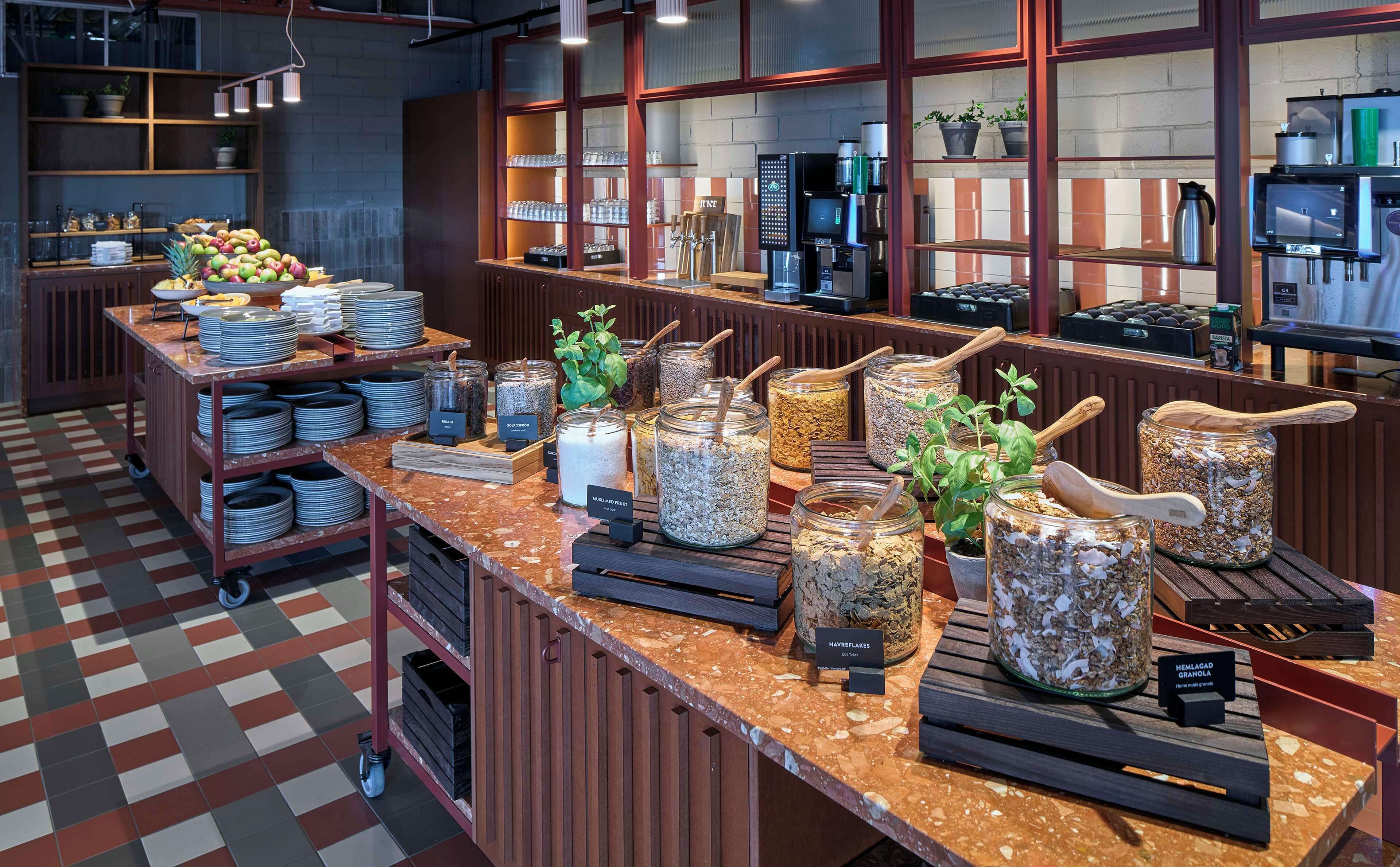 Daily buffet breakfast (SEK 229 per person)