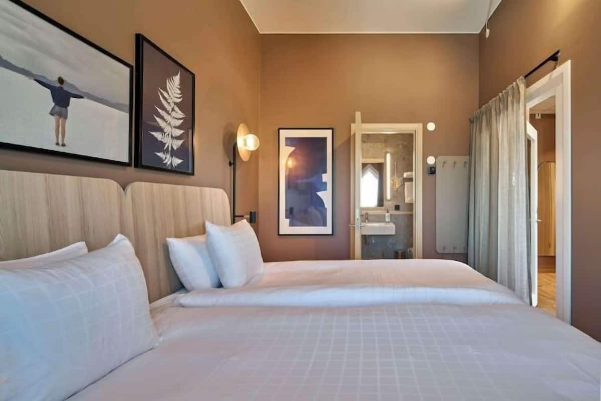 1 dormitorio, caja fuerte, wifi gratis y ropa de cama