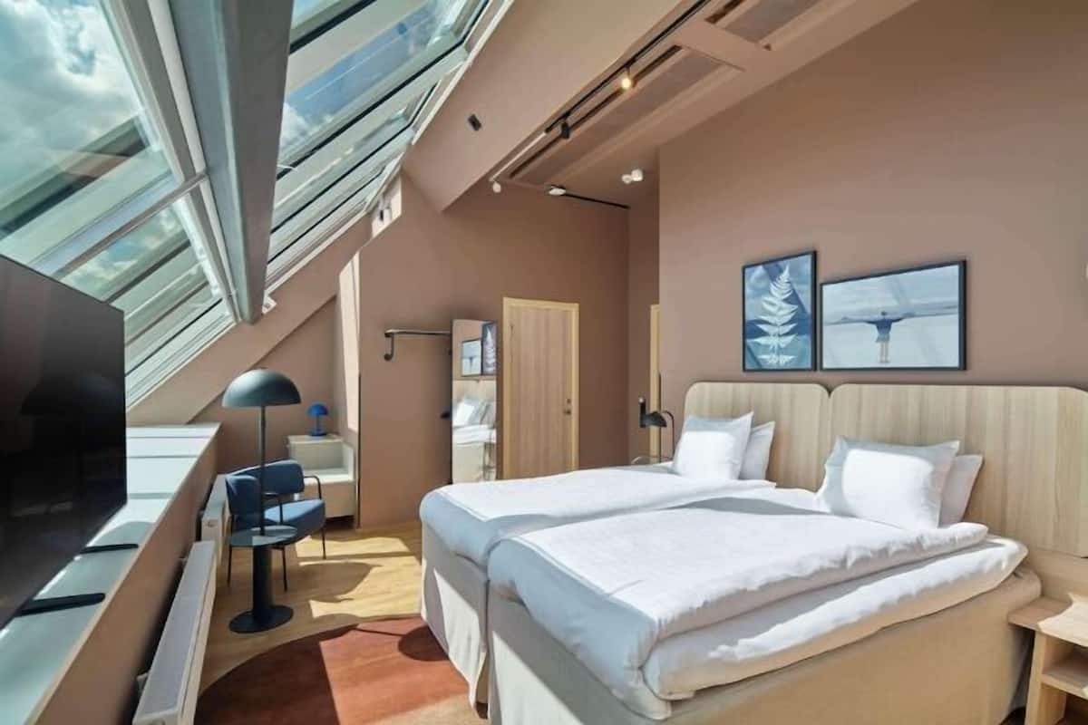 1 dormitorio, caja fuerte, wifi gratis y ropa de cama