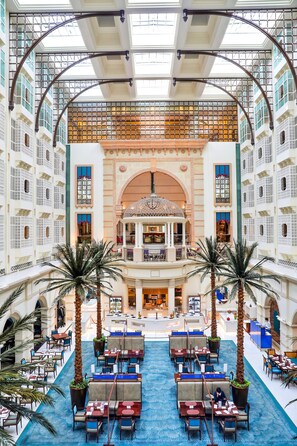 5 restaurants, breakfast, lunch, dinner served; Indian cuisine - ITC Maratha Mumbai, a Luxury Collection Hotel, Mumbai (Mumbai)