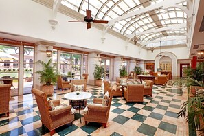 Cocktail bar - ITC Maratha Mumbai, a Luxury Collection Hotel, Mumbai (Mumbai)