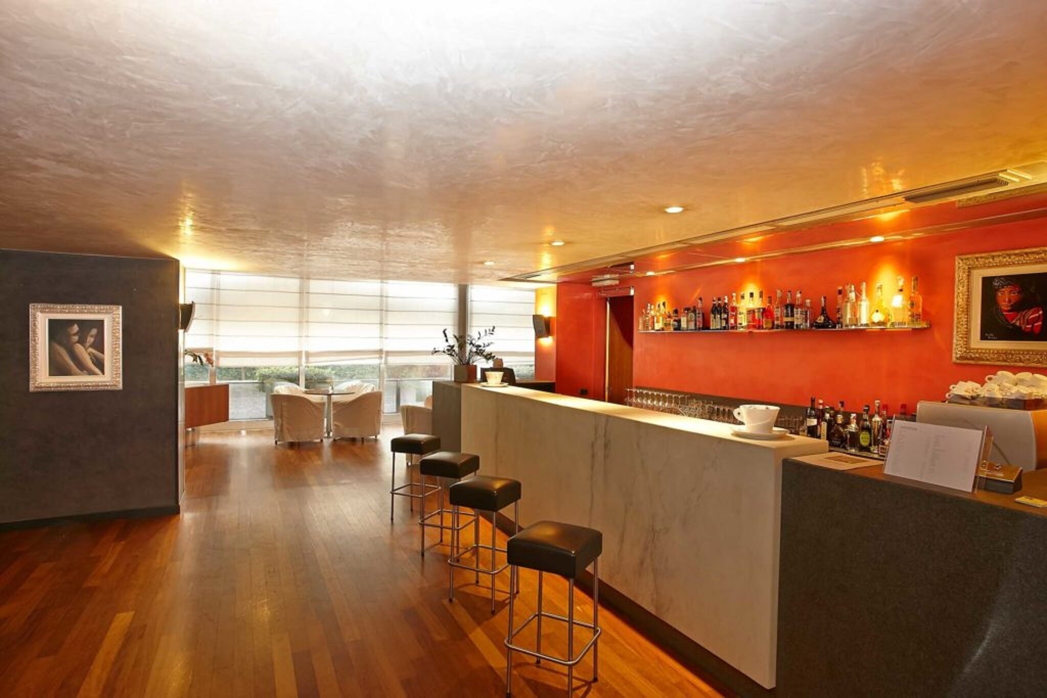 Bar (di hartanah)