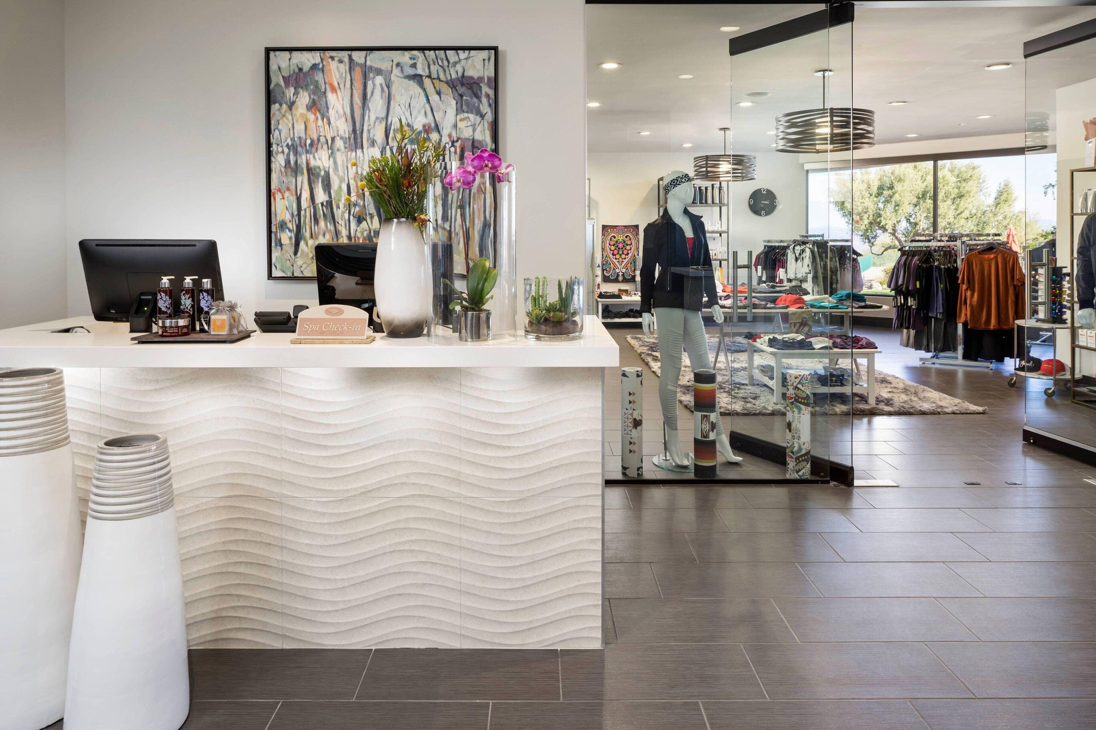 couples treatment room(s), sauna, hot tub, steam room, body treatments