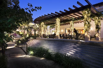 Hotel Exterior at Sunset Marquis