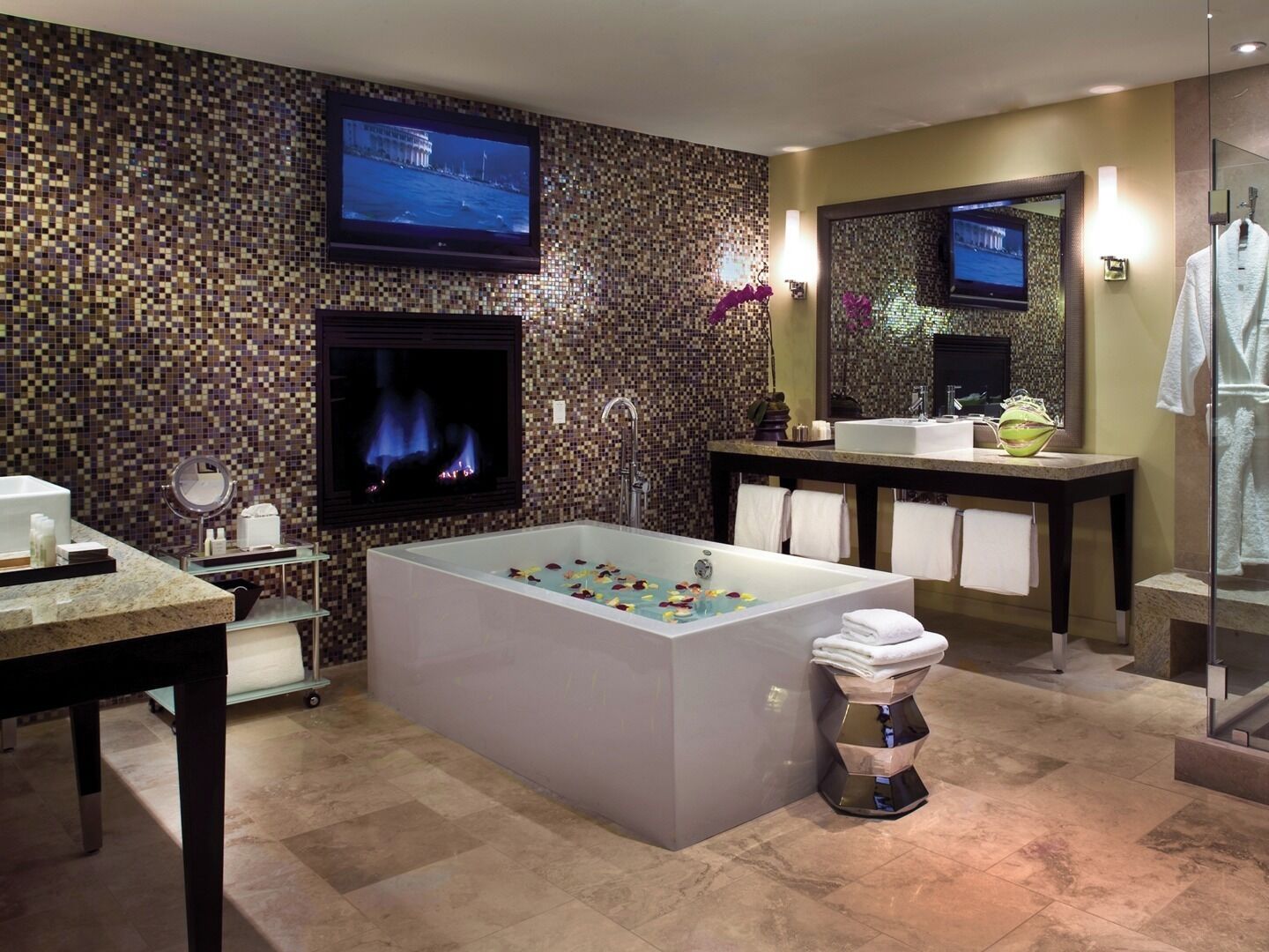 Presidential Villa | Bathroom | Designer toiletries, hair dryer, bathrobes, towels