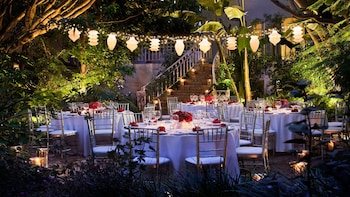 Restaurant on-premise at Sunset Marquis