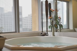Bồn tắm spa trong nhà