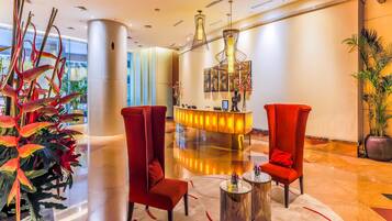 Sala de estar en el lobby