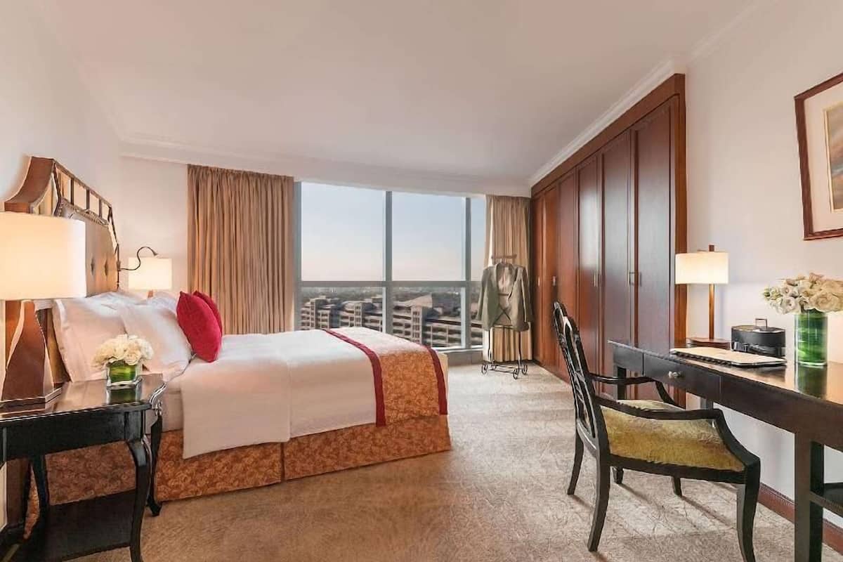 In-room safe, individually decorated, individually furnished, desk