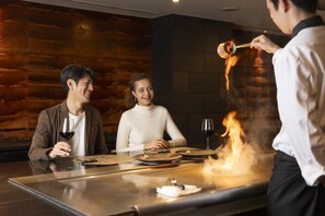 5 restaurants; breakfast, lunch and dinner served  - Hotel Associa Shizuoka (Shizuoka)