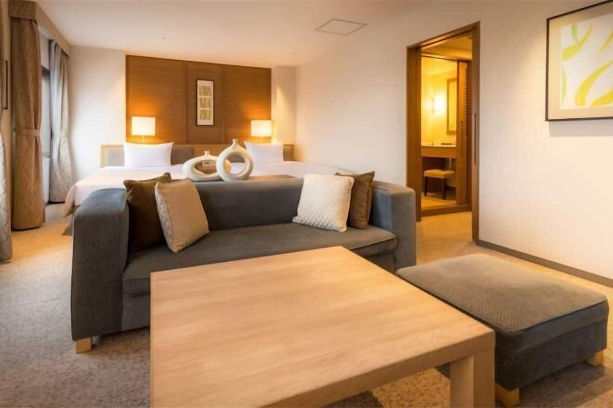 Minibar, una cassaforte in camera, una scrivania, tende oscuranti