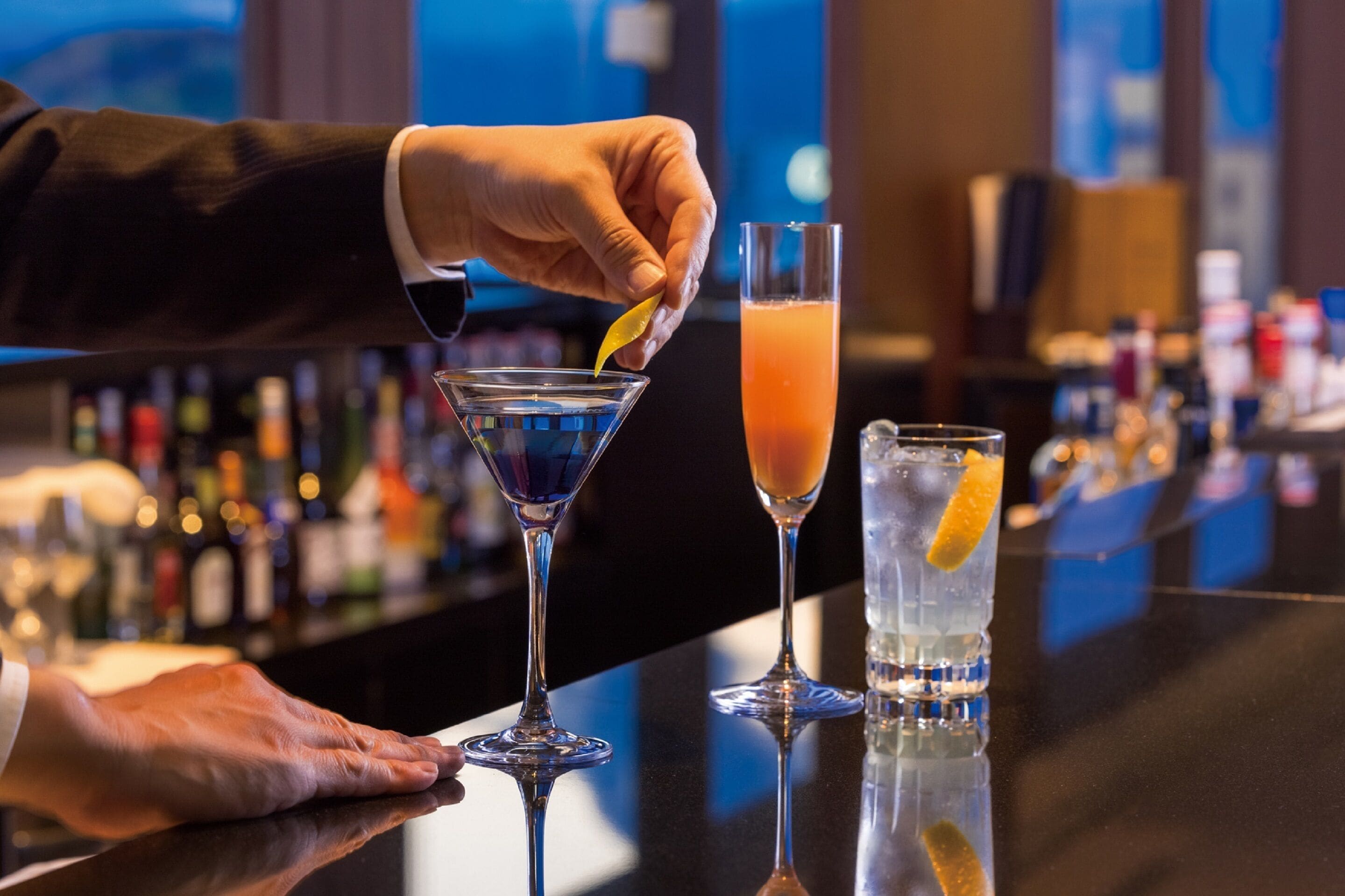 Bar (trong khuôn viên)
