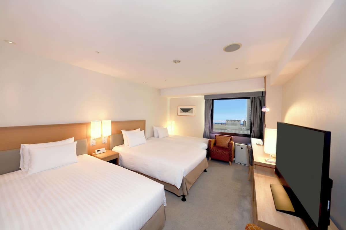 Minibar, in-room safe, desk, blackout curtains