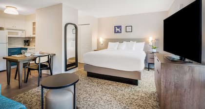 Sonesta ES Suites Portland Vancouver 41st Street