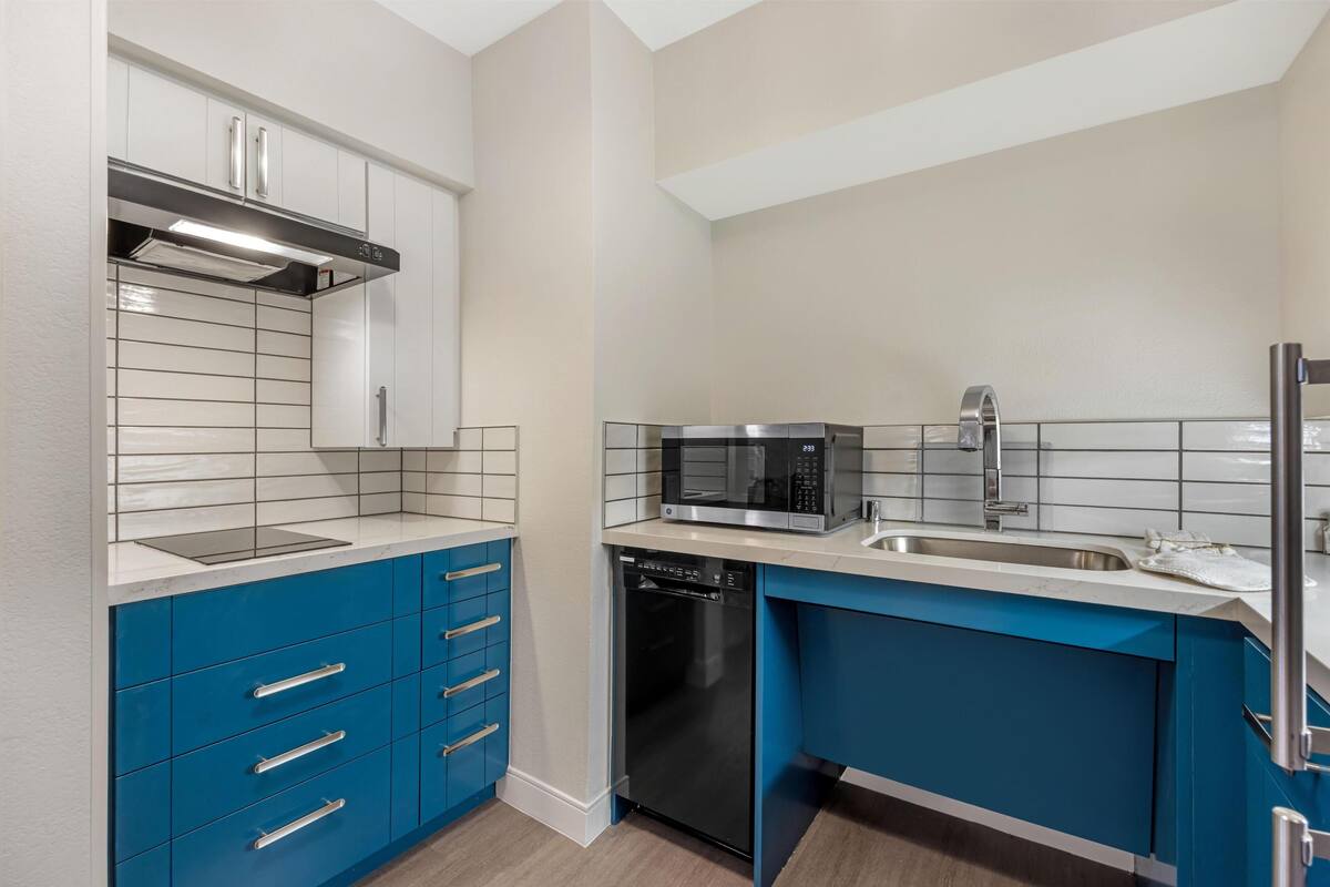 Suite, Multiple Beds, Accessible (Roll-in Shower) | Private kitchenette | Coffee/tea maker, fridge, microwave, stovetop