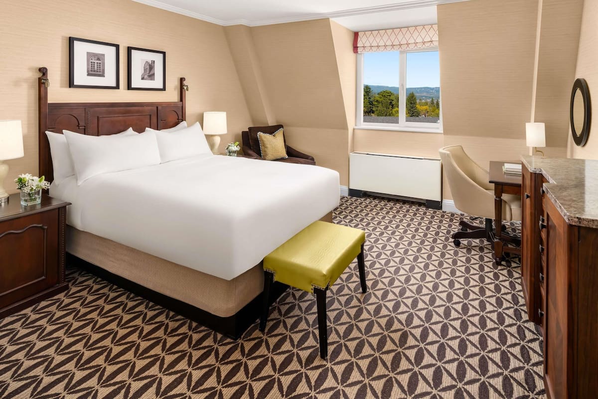 ルーム クイーンベッド 1 台 禁煙 (Fairmont Room) | 低刺激性寝具、ピロートップベッド、ミニバー、セーフティボックス (室内)