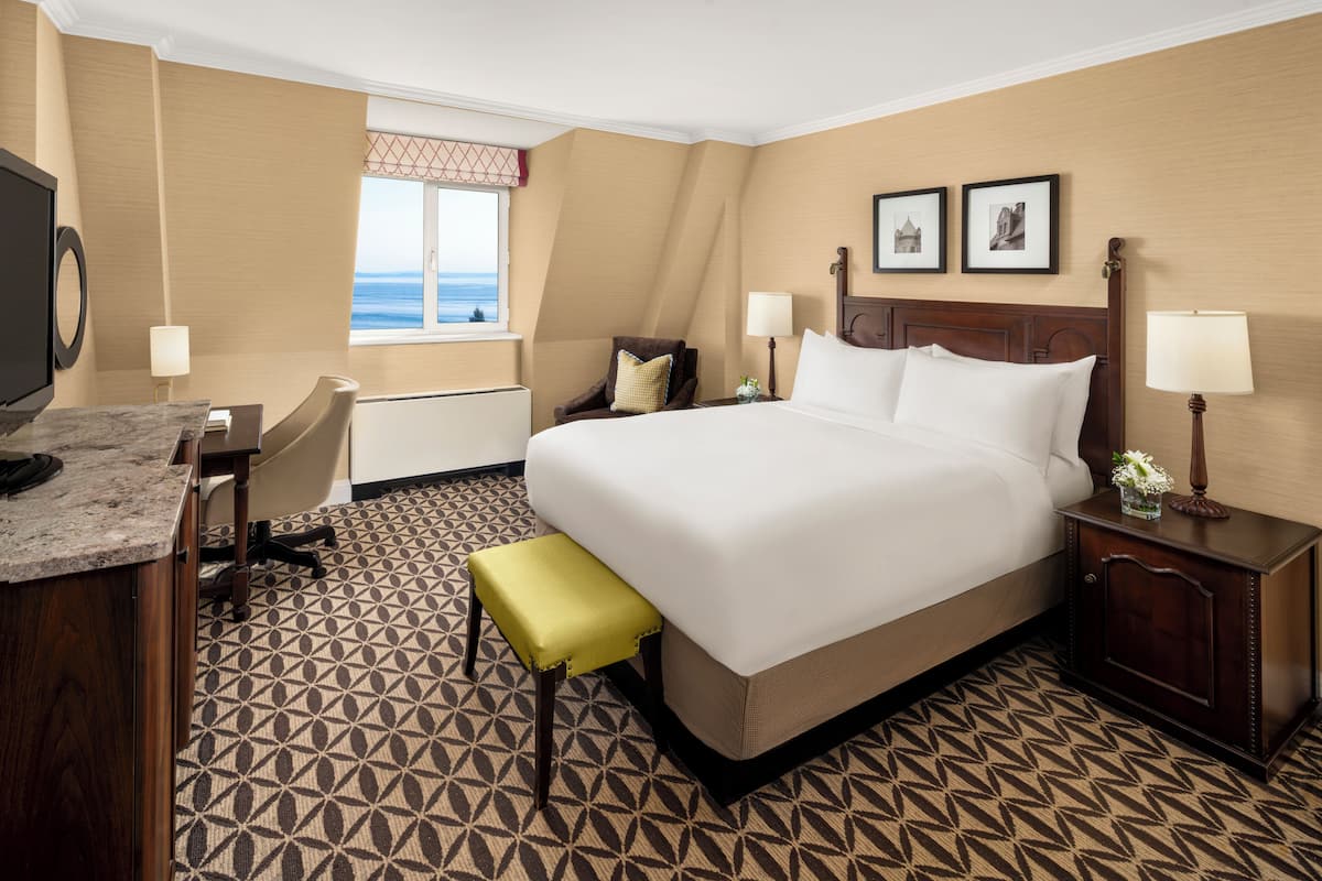 Zimmer, 1 Queen-Bett, Nichtraucher (Fairmont St. Laurent)