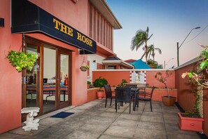Terrace/patio - Mackay Rose Motel (West Mackay)