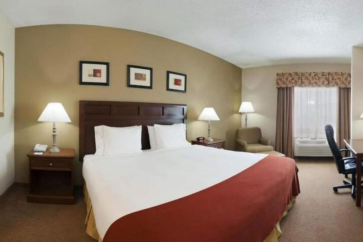 desk, iron/ironing board, free cots/infant beds, free wifi