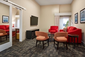 Suite, 1 King Bed, Non Smoking | Living area | LCD TV, video-game console, pay movies - Hampton Inn Boston - Logan Airport (Revere)