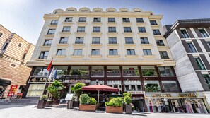 Exterior - Kent Hotel Istanbul (Istanbul)